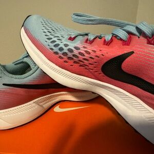 Nike black pink blue gym shoes
